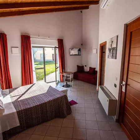 Hotel Albavillage &