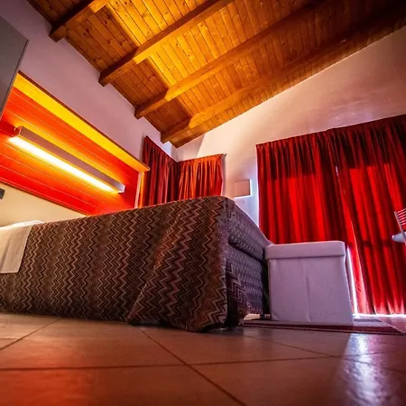 Albavillage Wellness & 3* Alba (Piedmont)