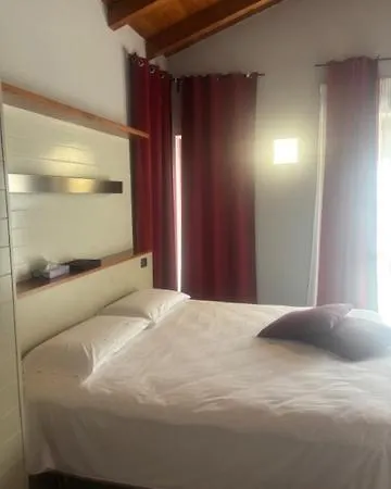 Hotell Albavillage Wellness&camping Alba (Piedmont)