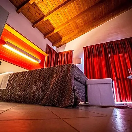 Hotell Albavillage Wellness&camping