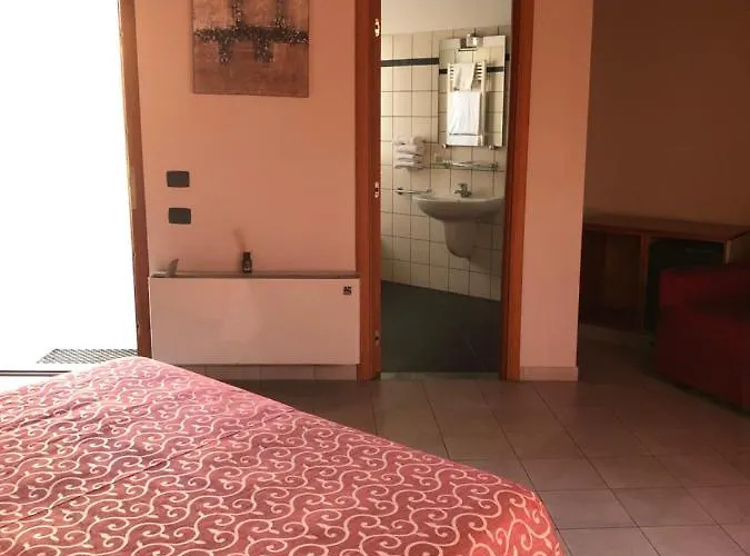 Albavillage & 3* Alba (Piedmont)