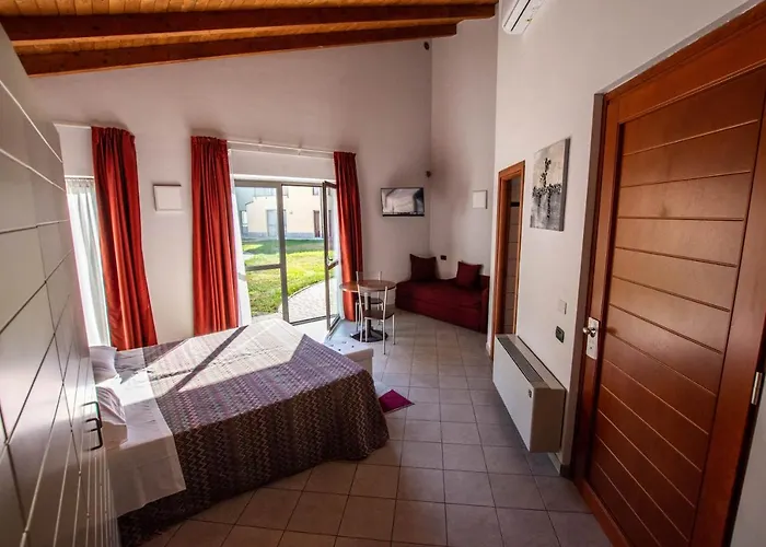 Hotel Albavillage &