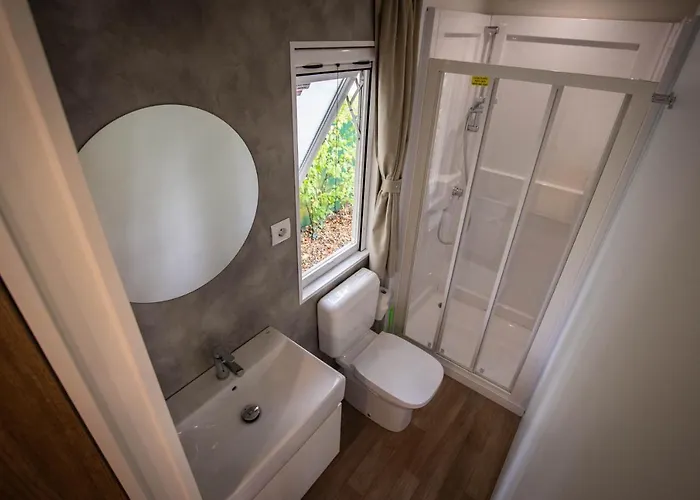 Albavillage & 3* Alba (Piedmont)