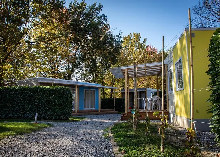 Albavillage & 3* Alba (Piedmont)